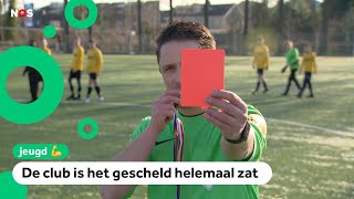 Een rode kaart voor schelden met kanker: 'het hoort niet bij voetbal'