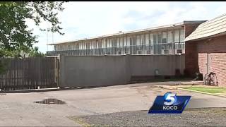 Fake wall leads to escape for inmates at OKC halfway house