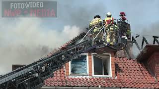 Feuerdrama in Grundschule in Schwei - Feuerwehr rettet Kleinkind aus Oberwohnung - NWP-MEDIA