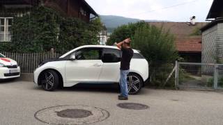 BMW i3 - (Self) Parking Assist (Guidance) by Vali Porcisteanu (Rally Driver)