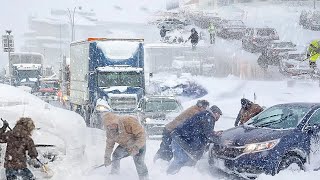 A moment ago in Abruzzo Italy!! Snow storm paralyzed life in the Apennine