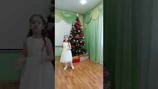 Песня "По белому снегу идёт Новый год", исполняет Ованесян Вероника, 6 лет