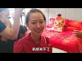 新郎部队有任务不能参加婚礼，哥哥嫂子替他来接新娘，军嫂伟大【越南小柔在东北】