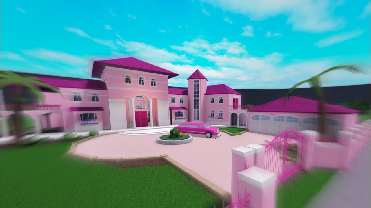 Building Barbie's Dreamhouse In Bloxburg - YouTube