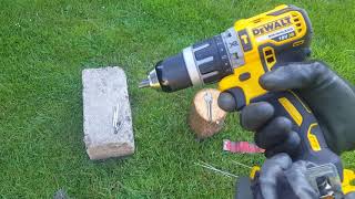 Test/recenzja Wiertarko wkrętarki DeWALT dcd796/795