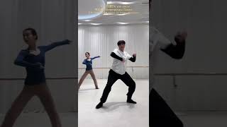 现代双人舞“知道不知道”编舞：刘福洋，表演：刘福洋 孟思维Contemporary Dance”Do you know” Choreography: Liu Fuyang