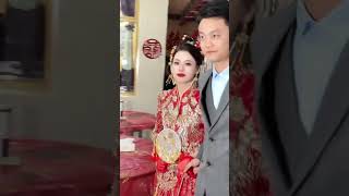 穿着妈妈喜欢的中式秀禾给公公婆婆问话倒茶啦携手一生