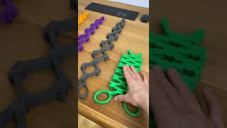you asked me for new colors, here's a green one for the 3D printed Scissors Snake