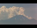 富士山と雲