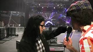 who are you? my name is Skrillex (nardwuar vs Skrillex)