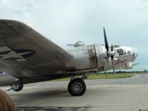 Sentimental Journey B-17 - YouTube