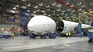 Как собирают Boeing 787