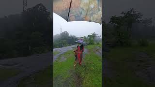 ഈ മഴയത്ത്