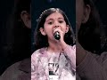 ये 10 साल की लड़की ने तो सबको shocked 😦😳 कर दिया..😱🥰 singing song indianidol13 viral girl