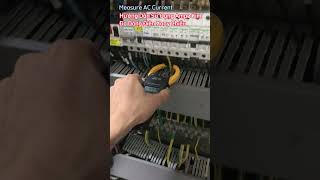 Cách Sử Dụng Đồng Hồ Ampe Kìm | Đo Dòng Điện Xoay Chiều  | Measure AC Current #shorts