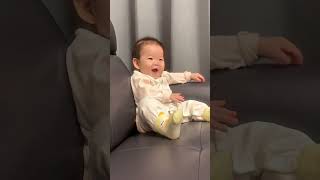 不认真喝奶 说她两句她还以为我在逗她玩🤦🏻‍♀️#人类幼崽 #又气又想笑