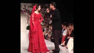 Asim Azhar and Hania Amir Ramp Walk - Jo Tu Na Mila song