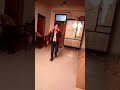 Pekkean di bus dance