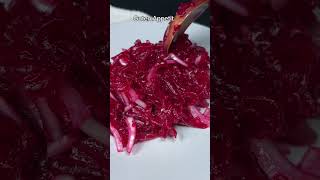 Eaten in a minute! The beetroot salad is delicious and easy!