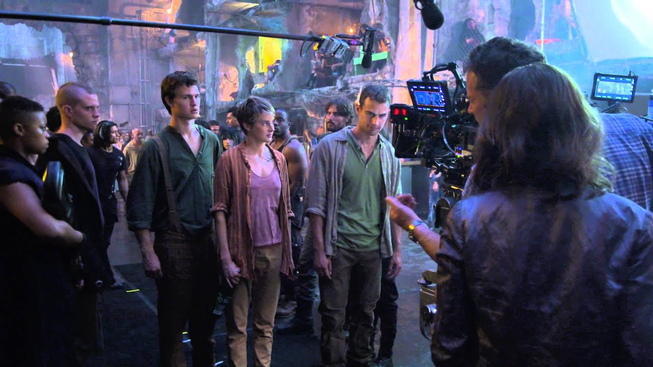 THE DIVERGENT SERIES: INSURGENT - Preliminary B-Roll [HD] - YouTube