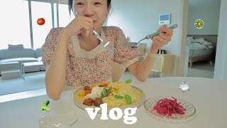 VLOG 자궁내막 키우기!💪시험관 중 역대급 컨디션🏃‍♀️무기력 극복썰, 인생 그릭요거트, 책에빠짐📓, 예쁜 음식만들기