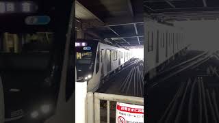 【東急目黒線】東急3020系が日吉駅に入線してくるだけの動画 3123F 2022.12.22 11:35撮影#鉄道 #東急目黒線 #東急3020系 #日吉駅