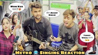 Metro 🚇 Singing Reaction Bollywood New Mashup By Metro Viral Boys @team_jhopdi_k
