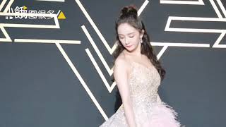 [杨幂 YANGMI] 20191228 || 2019腾讯视频星光大赏 红毯