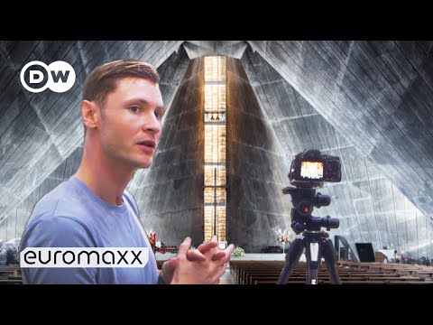 What was the focal point of the building in most central plan churches a altar B Dome C narthex?