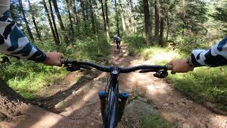 Siguiendo a los más rápidos en carrera de enduro. // Lobo Enduro 2021 en el Desierto de los Leones.