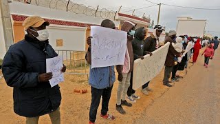 Refugees protest in Tunisia against UNHCR, demanding \