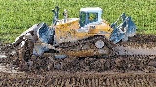 Liebherr's Biggest Bulldozer pushing topsoil