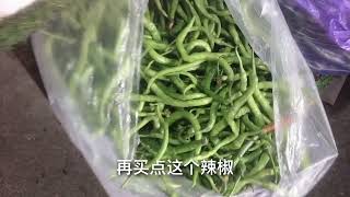 四川猪肉降价了，看看今天才卖多少钱1斤，又可以买肉吃了