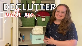 I pulled EVERYTHING out of my messy linen closet…