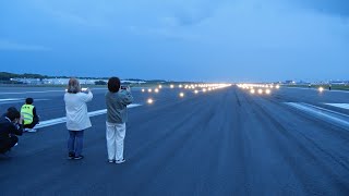 成田空港で初めての滑走路ウォーキングツアー