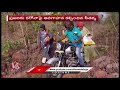 mla seethakka feeds the need tribals in mulugu district v6 news