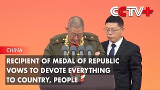 Recipient of Medal of Republic Vows to Devote Everything to Country, People