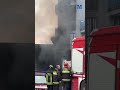 volla napoli incendio in una fabbrica di vestiti