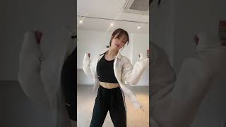 小湊よつ葉(井上理香子) Tiktok 20220513