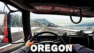 POV real life ats. Driving along Columbia river in Oregon, USA