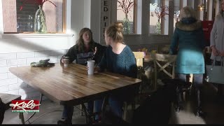 Shopping, spending continues Monday in Sioux Falls