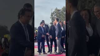 Prince Moulay Hassan of Morocco Rejects Hand-Kissing Tradition – A Modern Approach