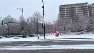 伊利诺伊大学芝加哥分校（University of Illinois at Chicago，简称UIC），位于美国伊利诺伊州芝加哥，是国家资助的公立研究型大学