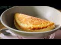 BESAR 2 KALI GANDA! Resepi Telur Dadar Tebal dan Gebu (Souffle Omelette) | BASICKELI