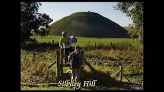 3510【04】Tall Whites at Silbury Hill, UK 英国シルベリーヒルのトール・ホワイト＋謎のエイブベリー by Hiroshi Hayashi, JP