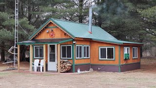 Best off-grid cabin I've ever toured- SEE WHY