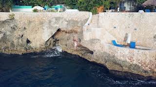 The Caves Hotel - Negril, Jamaica - Gauvin