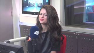 Selena Gomez Answers Fan Questions & Shows Off Her Rap Knowledge