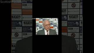 Funny Jim McLean punches a reporter Live on air ! Funny