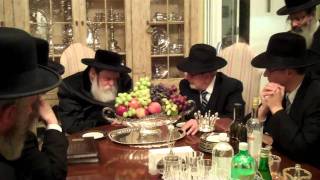 Toldos Avrohom Yitzchok Rebbe visits Abraham Schonberger